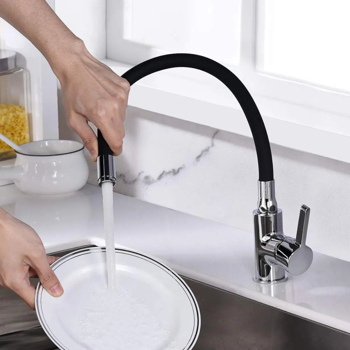 MONOMANDO LAVAPLATO CUELLO FLEX NEGRO